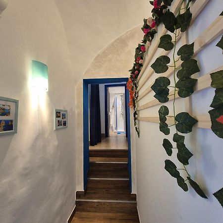 Casa Vacanze Smeralda Amalfi Coast Vietri Екстериор снимка